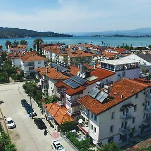 Mykonut Aparthotel